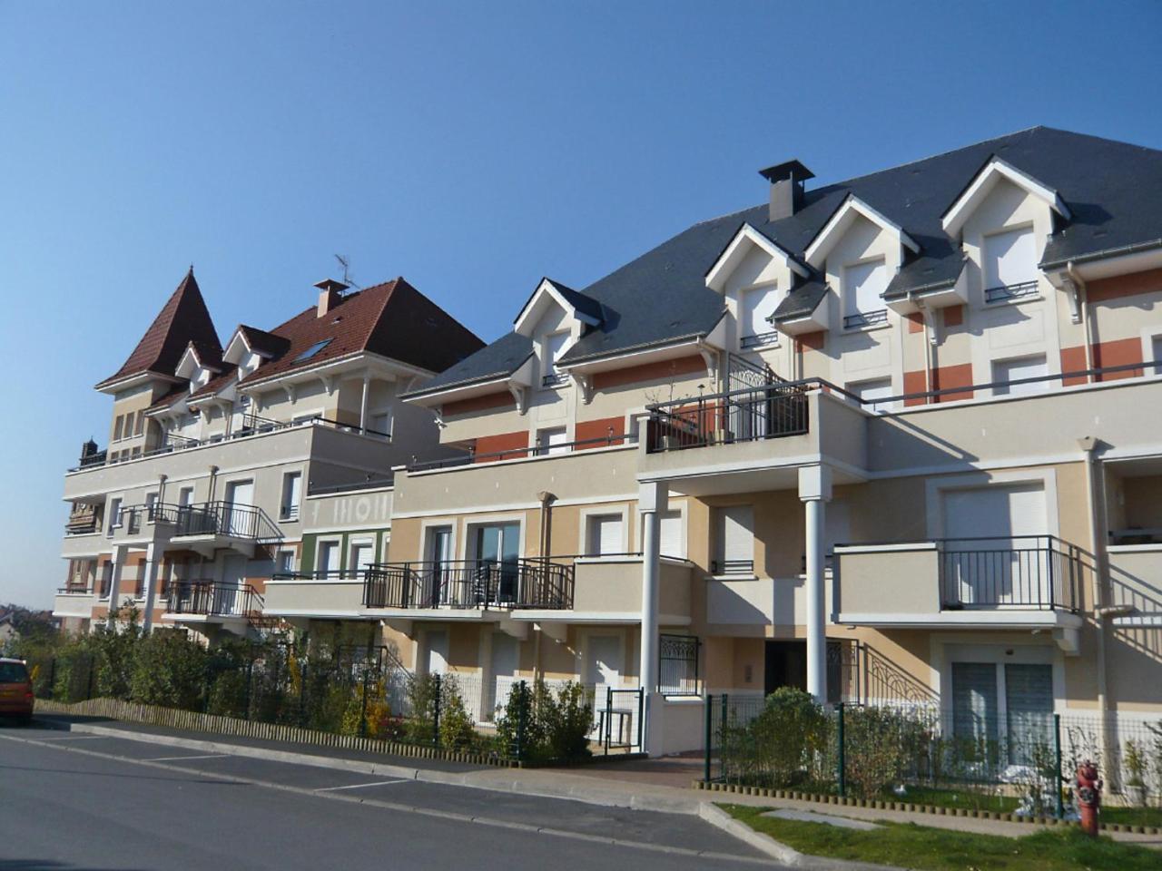 Apartment Les Marines 1 Et 2-7 By Interhome Cabourg Exteriör bild